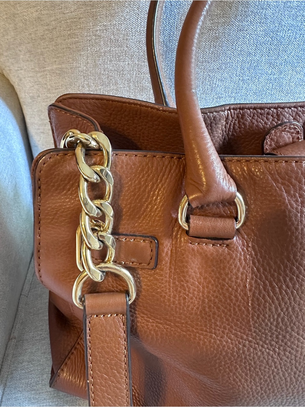 Michael Kors Hamilton Leather Tote Bag - Picture 5 of 9